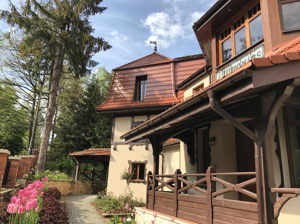Villa Filmowiec Поляниця-Здруй Екстер'єр фото